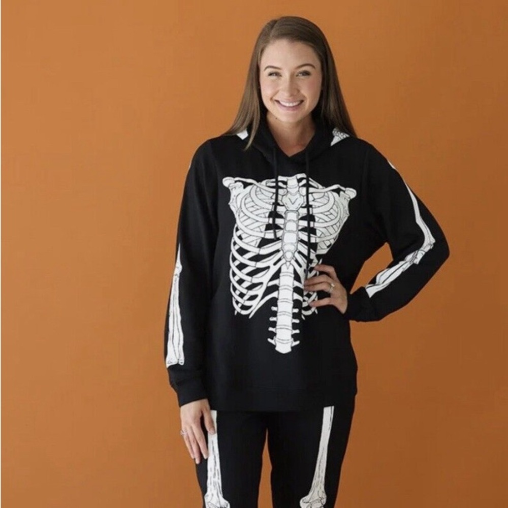 Posh Peanut Mrs Skelly track suit, size XL